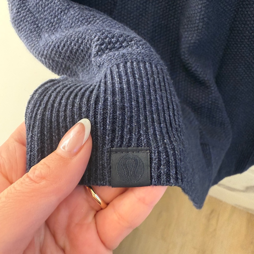 Men's lululemon Blue Half-Zip Sweater - Picture 3 of 4